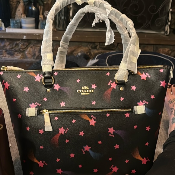 Coach tote - Picture 1 of 3